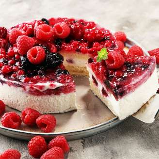 CHEESECAKE DE FRUTAS VERMELHAS