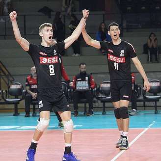 Sesi Bauru e Joinville fazem semifinal da Superliga masculina 