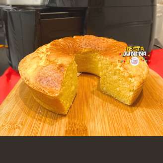 BOLO DE FUBÁ COM COCO NA AIRFRYER