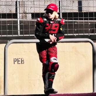 'Realizando sonhos... Primeiro treino em Interlagos, Brasil, se preparando para a JuniorCup', escreveu Lorzendo numa rede social, antes da queda