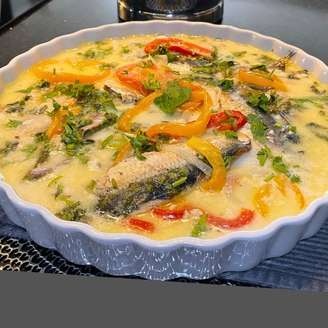 MOQUECA DE SARDINHA (NO FORNO)