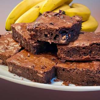 Brownie de Banana Saudável (sem glúten e sem lactose)