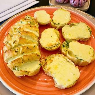 PÃO DE ALHO COM QUEIJO GRATINADO NA AIRFRYER