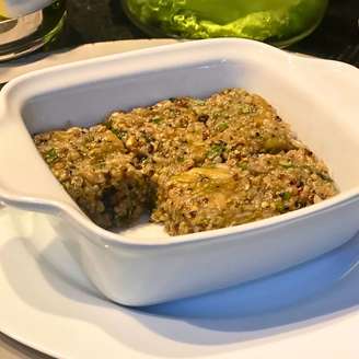 QUIBE DE BERINJELA E QUINOA