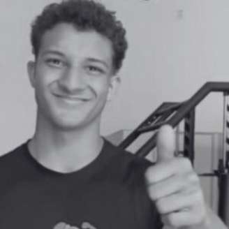 Personal trainer que faleceu.