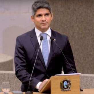 Deputado Renato Antunes.