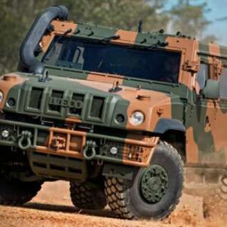 Leonardo compra divisão militar da Iveco por R$ 10 bilhões.