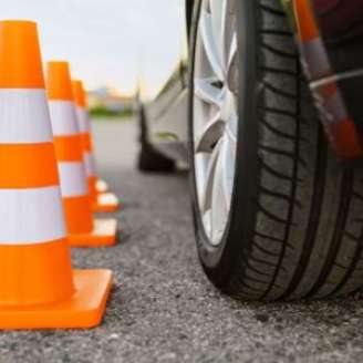 Fim das autoescolas: entidades alertam que medida pode aumentar número de acidentes e desemprego