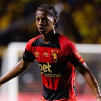 Zé Lucas, do Sport, deve ser negociado no meio do ano.