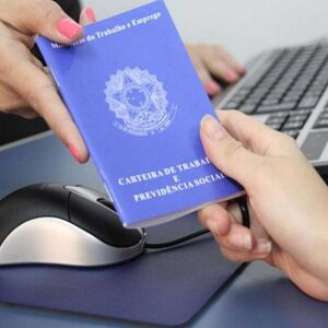 Carteira de trabalho.
