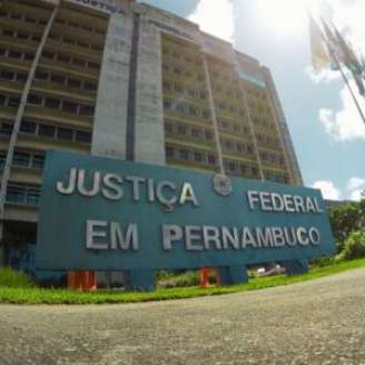Prédio da Justiça Federal em Pernambuco.