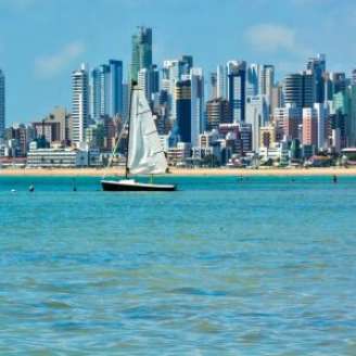 Caribe brasileiro' na praia do Bessa em João Pessoa