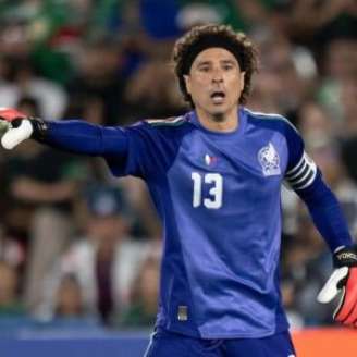 Símbolo da seleção mexicana em diversas edições de Copa do Mundo, Guillermo Ochoa continua sendo uma referência