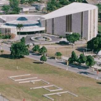 Universidade Federal de Pernambuco.