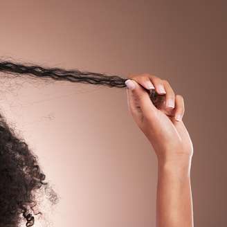 Relógio biológico do corpo pode ser determinado a partir de uma amostra de cabelo