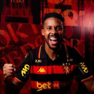 William Oliveira deve fazer reestreia pelo Sport.