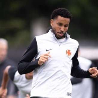 Vasco tem duelo difícil contra o Olimpia.