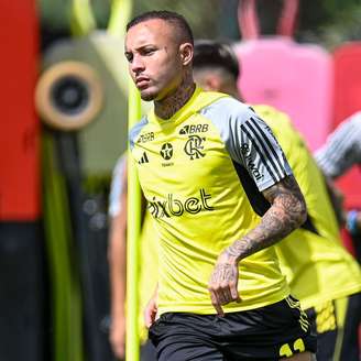 Cebolinha em treino pelo Flamengo. 