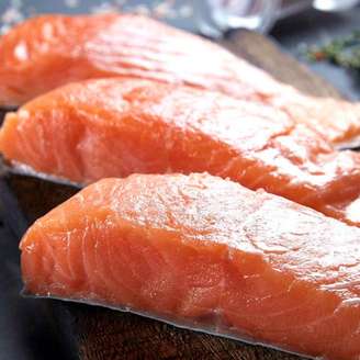 Para ter uma vida saudável, é necessário ter uma alimentação equilibrada em vitaminas e nutrientes para enfrentar os desafios do dia a dia. Alimentos ricos em ômega 3 ajudam na prevenção de doenças cardiovasculares, como pressão alta, derrame e infarto.