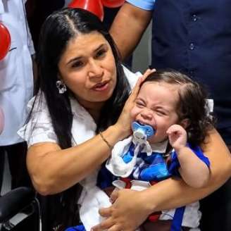 Tom Tom, deixou o Hospital Rio Grande, em Natal, e poderá iniciar uma nova etapa do tratamento ao lado da família.