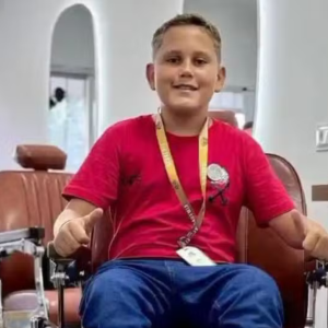 Pablo Silva, conhecido na região como "Barbeiro Mirim".