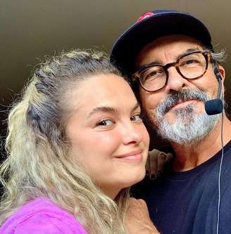 Lua Blanco ao lado de seu pai, Billy Blanco Jr., em foto de abril de 2024; atriz morreu em 18 de outubro de 2026, em decorrência de um câner.