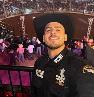 Jon Vlogs é detido na Croácia após arrumar briga em balada