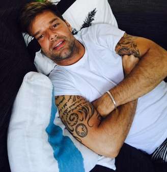 Ricky Martin diz que uniões gays nos EUA agora serão "casamento e ponto"