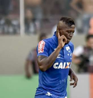 Riascos cobra cerca de R$ 5 milhões do Cruzeiro (Foto: Mourão Panda/Fotoarena/Lancepress!)