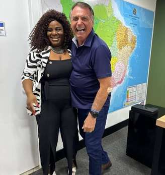 'Negona do Bolsonaro' é apoiadora do ex-presidente e ex-candidata a vereadora do Rio de Janeiro pelo PL