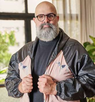 Vitor Bastos é fundador e CEO da Tambor.biz.