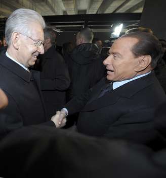 Ex-chefe do governo italiano e novamente candidato discursou em cerimônia em Milão em memória ao Holocausto