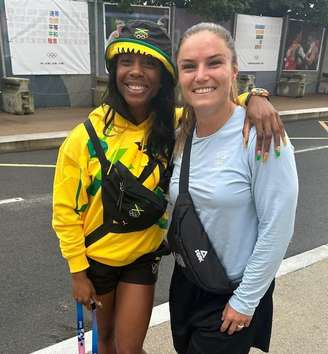 Shelly-Ann Fraser-Pryce e Michaela Blyde se encontram nas Olimpíadas de Paris 2024