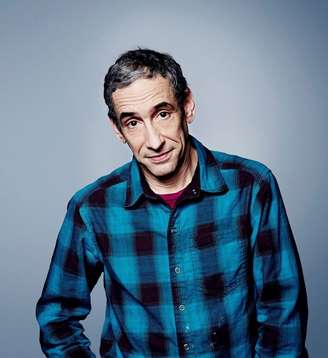O escritor Douglas Rushkoff diz que IA só é benéfica se ignorarmos 99% dos problemas que ela causa