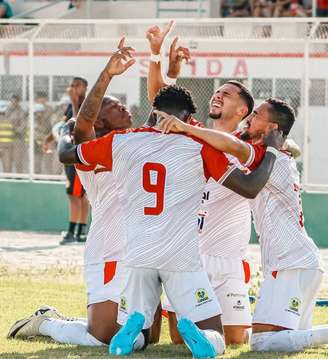 (Fotos: Saint Fotografia/Divulgação Juazeirense)