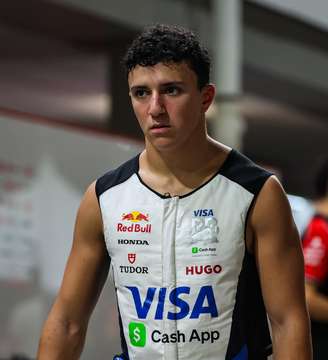 Isack Hadjar após GP de Marina Bay em Singapura