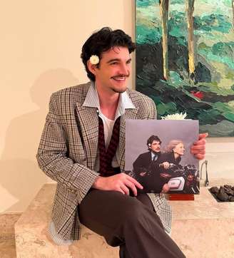 Cantor apresenta pela primeira vez a nova setlist, com músicas de Memórias Póstumas