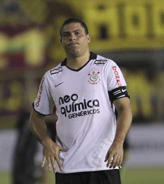 Corinthians com Ronaldo foi eliminado pelo Tolima em 2011
