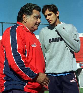 <p>Cubilla (à esquerda) foi atacante da seleção uruguaia e treinador em vários clubes da América Latina</p>