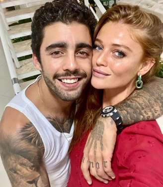 Pedro Scooby e Cintia Dicker —