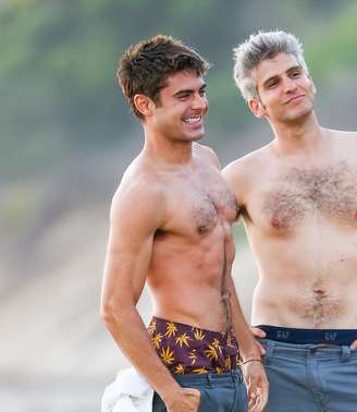 Zac Efron grava cenas de filme