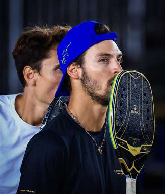 Mattia Spoto de boné e Gianotti 