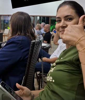 Michelle Bolsonaro acompanha debate entre candidatos ao governo do Distrito Federal ao lado da senadora Damares Alves e da deputada Bia Kicis neste domingo, 9.