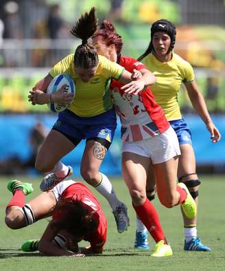 Brasileiras durante o jogo de Rugby 7 feminino contra a Grã-Bretanha no primeiro dia da Rio 2016