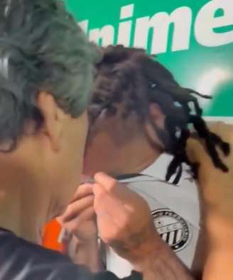 Berto, do Operário, chorou ao relatar caso de racismo em partida contra o Vila Nova.