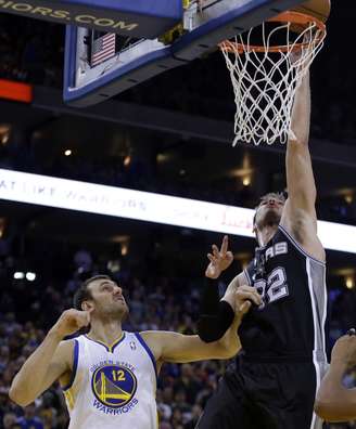 Thiago Splitter foi decisivo na vitória do San Antonio Spurs sobre os Warriors