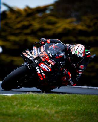 Bezzecchi comanda o show em Phillip Island e garante a dobradinha da Aprilia no treino