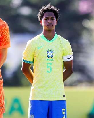 Zé Lucas, volante do Sport do Recife e da seleção brasileira Sub-17.