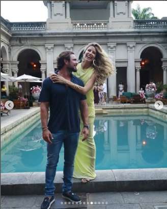 Daniel Vorcaro e Martha Graeff: posts em diferentes partes do mundo