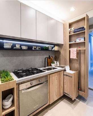 1. O armário de cozinha compacta pode ajudar na organização e decoração do seu ambiente – Foto: Pinterest